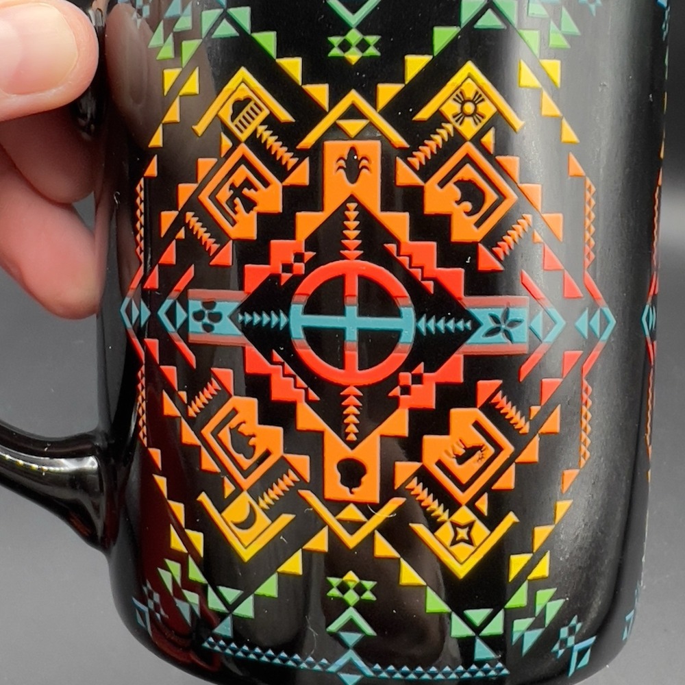 Pendleton Woolen Mills Mug 18oz Aztec Tribal Pattern Black Legendary Collection - Picture 4 of 8